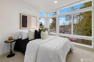 724 N 36th St, Seattle, WA 98103 - Photo 16