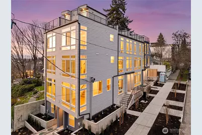 724 N 36th Street, Seattle, WA 98103 - Photo 2