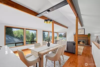 902 7th Avenue S, Edmonds, WA 98020 - Photo 8