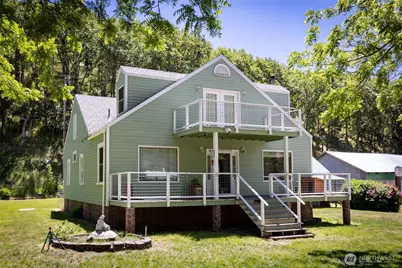 992 Highway 142 E, Lyle, WA 98635 - Photo 6
