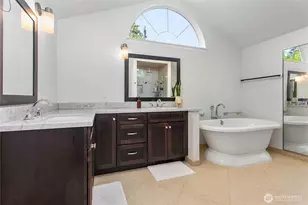 329 Viewcrest Rd, Bellingham, WA 98229 - Photo 20