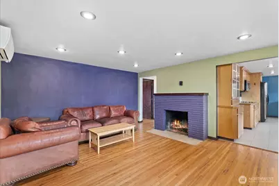 8724 16th Avenue SW, Seattle, WA 98106 - Photo 10