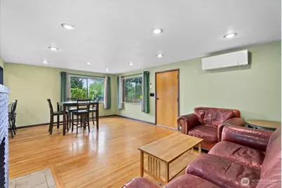 8724 16th Avenue SW, Seattle, WA 98106 - Photo 12