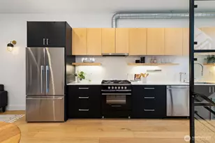 7020 Greenwood Ave N, Seattle, WA 98103 - Photo 6