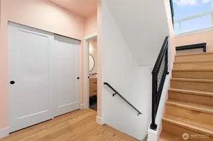 7020 Greenwood Ave N, Seattle, WA 98103 - Photo 20