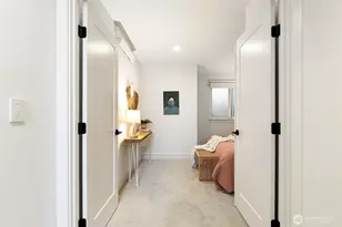 7020 Greenwood Ave N, Seattle, WA 98103 - Photo 22