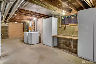 110 Smith St, Seattle, WA 98109 - Photo 28