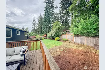 15003 108th Place NE, Bothell, WA 98011 - Photo 30