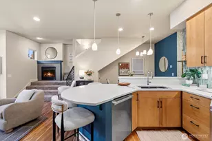 71 Pine St, Edmonds, WA 98020 - Photo 8