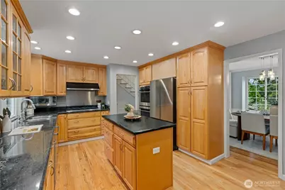 6155 93 Avenue SE, Mercer Island, WA 98040 - Photo 10