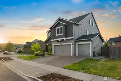 914 O'Farrell Lane NW, Orting, WA 98360 - Photo 2