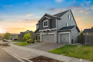 914 O'Farrell Ln NW, Orting, WA 98360 - Photo 2
