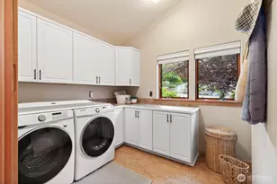 1323 Jackson St, Port Townsend, WA 98368 - Photo 28
