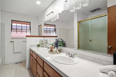 8626 S 134th Street, Seattle, WA 98178 - Photo 14