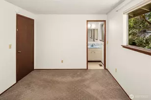 10218 SW Tillicum Ln, Vashon, WA 98070 - Photo 16