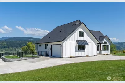 158 Breezy Lane, Mossyrock, WA 98564 - Photo 2