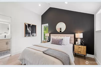 311 NW 89th Street, Seattle, WA 98117 - Photo 12
