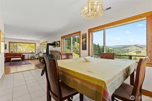 427 Rendezvous Rd, Winthrop, WA 98862 - Photo 16