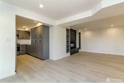 16235 NE 51st Street, Redmond, WA 98052 - Photo 8