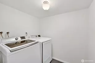 4515 SW Genesee St, Seattle, WA 98116 - Photo 30