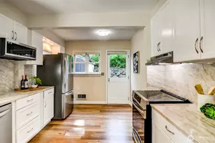 6541 20th Ave NE, Seattle, WA 98115 - Photo 4