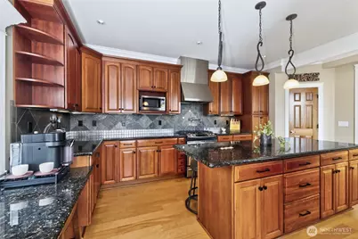 816 Walnut Street, Edmonds, WA 98020 - Photo 10