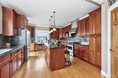 816 Walnut Street, Edmonds, WA 98020 - Photo 10