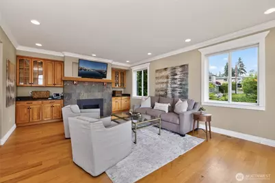 816 Walnut Street, Edmonds, WA 98020 - Photo 8