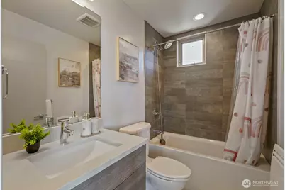 2337 W Plymouth Street, Seattle, WA 98199 - Photo 18