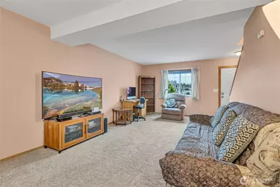 4945 Bowwood Circle NE, Bremerton, WA 98310 - Photo 6