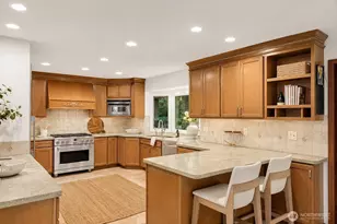 5601 43rd Ave W, Seattle, WA 98199 - Photo 12