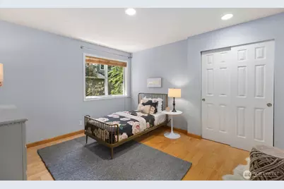 9925 SE 5th Street, Bellevue, WA 98004 - Photo 24