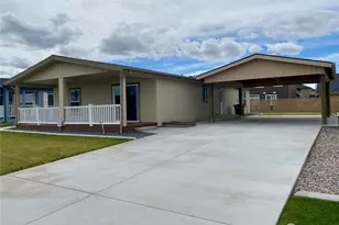 1701 E Burr Ave Ct, Moses Lake, WA 98837 - Photo 1