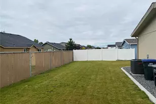 1701 E Burr Ave Ct, Moses Lake, WA 98837 - Photo 8
