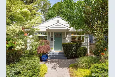 526 N 84th Street, Seattle, WA 98103 - Photo 1
