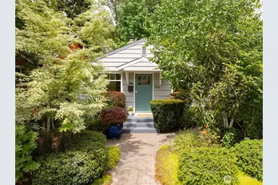526 N 84th Street, Seattle, WA 98103 - Photo 40