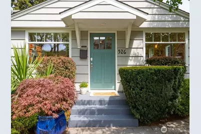 526 N 84th Street, Seattle, WA 98103 - Photo 2