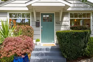 526 N 84th St, Seattle, WA 98103 - Photo 2