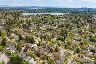 526 N 84th St, Seattle, WA 98103 - Photo 34
