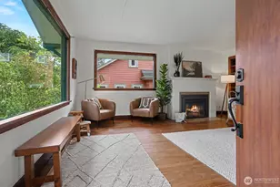 7559 14th Ave NW, Seattle, WA 98117 - Photo 2