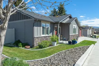227 Pershing Circle, Wenatchee, WA 98801 - Photo 6