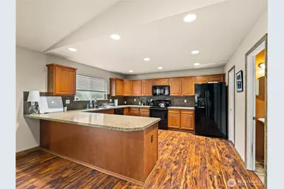 16508 Suntree Court SE, Yelm, WA 98597 - Photo 8