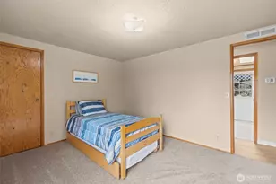17373 Woodcrest Dr NE, Bothell, WA 98011 - Photo 20