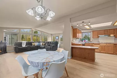 17373 Woodcrest Drive NE, Bothell, WA 98011 - Photo 8