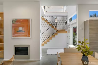 3200 E Republican Street, Seattle, WA 98112 - Photo 16