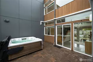3200 E Republican St, Seattle, WA 98112 - Photo 10