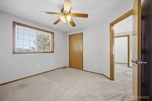 13085 Sunrise Dr, Mount Vernon, WA 98273 - Photo 30