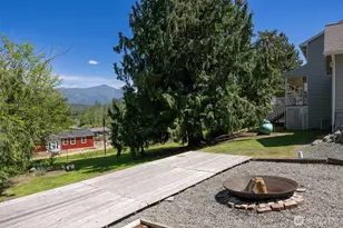 13085 Sunrise Dr, Mount Vernon, WA 98273 - Photo 8