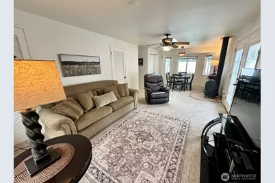14415 Golden Given Road E, Tacoma, WA 98445 - Photo 16
