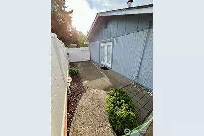 14415 Golden Given Road E, Tacoma, WA 98445 - Photo 28